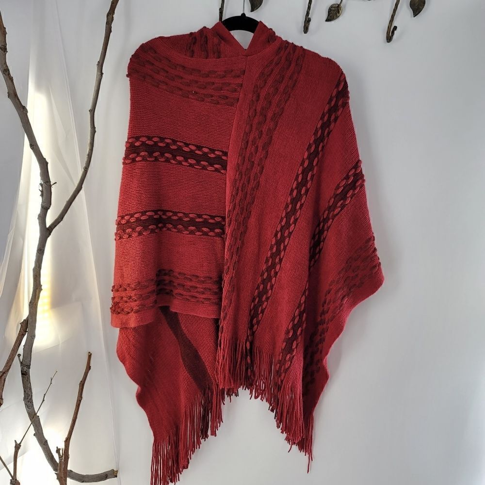 Lemite brick red hooded poncho